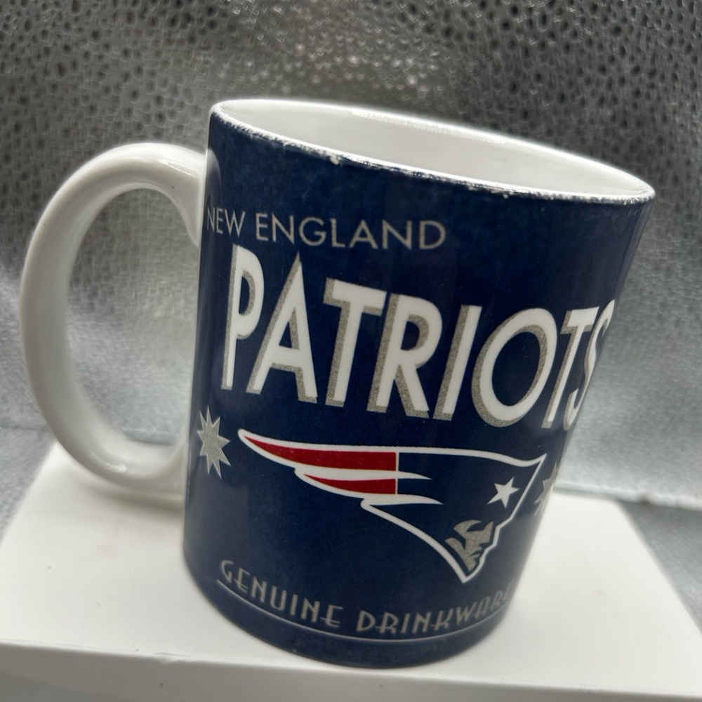 NFL New England Patriots Team Logo Football Field Coffee Cup Mug